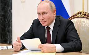 Vladímir vladímirovich putin (en ruso, влади́мир влади́мирович пу́тин, acerca de este sonido pronunciación (?·i); Kaes1mm0kzl0fm