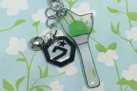 Oh ya here's a new lightstick, grab yourself one cause it's mots 7 special edition, xoxo. Tebak Logo Dan Nama Grup K Pop Quiz123