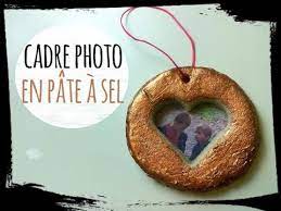 Check out our fete des meres selection for the very best in unique or custom, handmade pieces from our shops. Saint Valentin Cadre Photo Pate A Sel Activite Manuelle Youtube