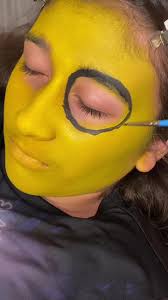 she loved it 💛 #fyp #trending #minion #minions #minionmakeup  #minionsmakeup #sister #surprise #facepaint #funny #makeuptutorial  #surprisingmysister #miniontok #minionsriseofgru #minionssquad💫 #makeup ...