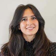 Sophie Metzger's Instagram, Twitter & Facebook