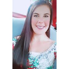 I'm trying to finish my Christmas tree quilt, I took all the patchwork that  was in my trunk and I was so excited to post it that I posted it without  finishing