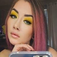 Richelle Chavez's Instagram, Twitter & Facebook