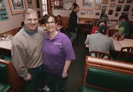 Hanford Round Table Pizza Remains Open Local Hanfordsentinel Com