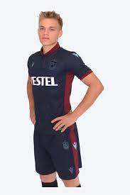 We did not find results for: Ts Club Europe Trabzonspor Macron Trikot Filigran