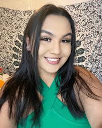 Monica Arvizu's Instagram, Twitter & Facebook