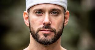 Je suis géniale et je n'ai pas peur de le dire parce que je le démontre au quotidien. or cette phrase aurait été sortie de son contexte. Koh Lanta 2019 Cyril Elimine Je Suis Gene D Avoir Manipule Cindy Pureactu Com