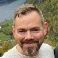 5300+ "Robert" profiles