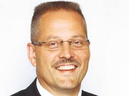 Kenneth Skiles (1961-2022)