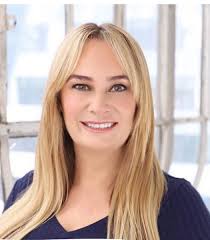 Jennifer Mcdade's Instagram, Twitter & Facebook