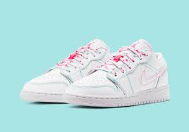 Air Jordan 1 Low Gs Aurora Pink 554723 101 Sneakernews Com In 2020 Jordan 1 Low Air Jordans Jordan 1