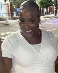 Lee's Lips and Lashes