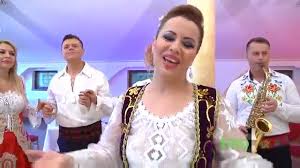 Cu asta ne alegem in viata; Folclor Muzical Romanesc Mirela Petrean Cu Ce M Am Ales In Viata Facebook