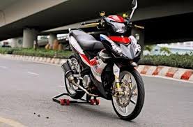 91 foto modifikasi motor mx king teamodifikasi via teamodifikasi.blogspot.com. Mudah Dimodif Yamaha Mx King Jadi Buronan Aparat Di Malaysia Mobimoto Com