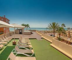 Disponemos de hoteles en peñíscola y barcelona con servicios de spa para usted y su familia. Hotel Rh Casablanca Suites Peniscola