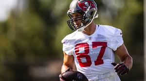 Tight end rob gronkowski reveals the full 2021 schedule for the tampa bay buccaneers. 4vwyx5v87c Omm