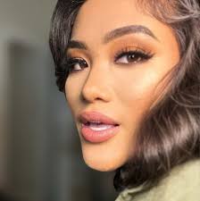 MORE YELLOW NAMI SLIDES HAVE BEEN PUT UP ONLINE!! Go Get em + Hoodies, Hats  and Tees💫⚡️