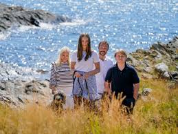 Alle ture og større begivenheder blev aflyst. Kongefamilien 2020 Det Norske Kongehus