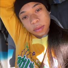 Motivation and Growth Through Shared Advice and Goals