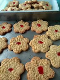 In my modern version they are dipped in hot saffron syrup then rolled in finely chopped pistachios. Fatima Sydow Cooks Coconut Scraps Cape Malay Cooking With Fatima Sydow Ingredients 150 Grams Of Butter Room Temperature 1 Cup Of Sugar 1 Egg 1 Tablespoon Of Oil 2 Teaspoons