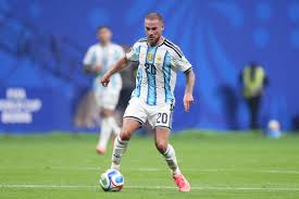 Alexis Mac Allister's Unbeaten Streak: How Argentina's Señor Invicto Broke Records and Overcame a Family Flight Ordeal