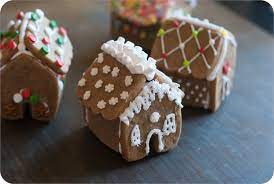 Mini Gingerbread Houses From One Cookie Cutter Mini Gingerbread House Gingerbread Cookies House Recipe Mini Christmas Cakes