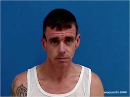 Shannon Benfield's Instagram, Twitter & Facebook