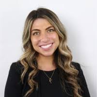 Jennifer Squires's Instagram, Twitter & Facebook