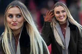 Her mother is of half egyptian and half yemeni descent. Aktuelle Boulevard Nachrichten Und Fotogalerien Zu Stars Sternchen Page 57820