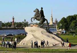 Andere städte in der nähe. Partnerstadt St Petersburg Landeshauptstadt Dresden