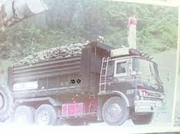 古き良き時代 デコトラ 商用車 乗用車