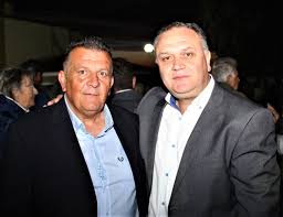 Δείτε τα προφίλ χρηστών με το όνομα nikos raptis. O Rapths Nikos Ypopshfios Me To Syndyasmo Prwta O Dhmoths