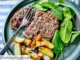 Potatoes A L Ail Et Steak Hache Recettes Recette Steak Hache Recettes De Cuisine Recette