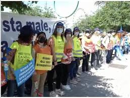 Infermiere vaccinato con doppia dose pfizer muore di covid: Manifestazione Nursind In Consiglio Regionale Chi Comanda In Sardegna Infermieristicamente Nursind Il Sindacato Delle Professioni Infermieristiche