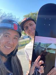 レオ•ロメロさんからデッキいただきました