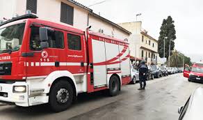 Illegittima la graduatoria definitiva degli ammessi alle prove concorsuali del concorso pubblico per 250 posti da vigile del fuoco. Coperta Elettrica Va In Corto Donna Scampa All Incendio Divampato In Casa Blogsicilia Ultime Notizie Dalla Sicilia