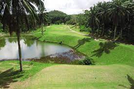 A misfit golf club that provides a sanctuary to everyone to play some quality golf affordably. Bukit Beruntung Golf Country Club Deemples Golf App Deemples Golf App