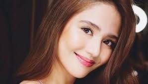 Kris to Gonzalez: Who are you to judge me?