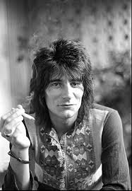 Archive Entertainment On Wire Image Rolling Stones Photos And Premium High Res Pictures Ron Woods Rolling Stones Ronnie Wood