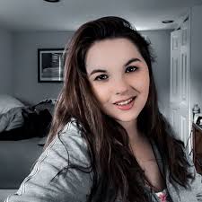 Phoebe Dyer (@dyerdesigns421) • Instagram photos and videos