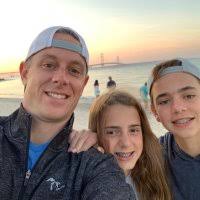 Greg Straub (@straubg1)