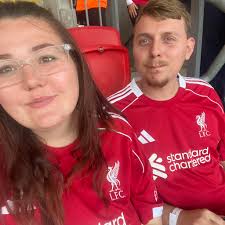 Can anyone advise what these straps are for. They were in with my welcome  pack. TIA