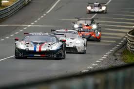 Almost at the verge of documentary, film depicts a single auto race from the ground up. Y2w0gvseahjimm