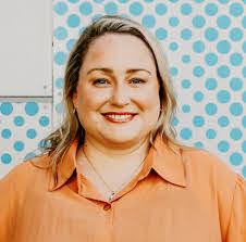 Sheena Carson's Instagram, Twitter & Facebook