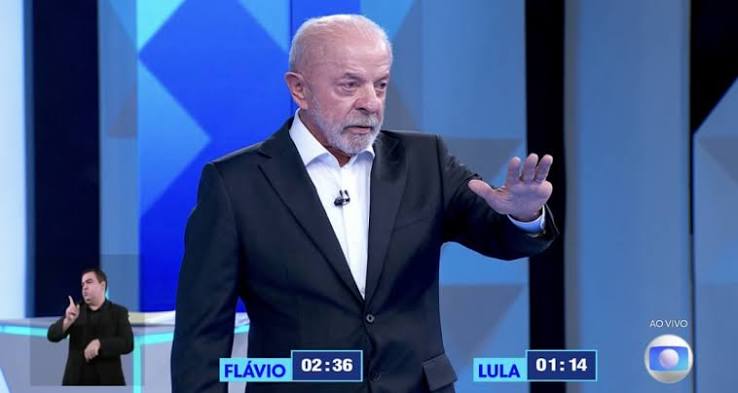 Lula diz que seu governo herdou 6 mil obras paradas; Flávio promete 'rasgar' País com ferrovias | Diario de Pernambuco - Conectando gerações desde 1825