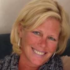 Eileen Kelley (@reporterkell)