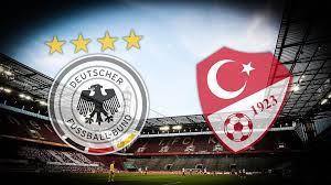Die türkei stellt die schweiz im spielaufbau zu, steht sehr hoch und setzt selbst torhüter sommer die schweiz trifft hierbei auf die türkei, beide nationen brauchen einen sieg, um die chancen auf. Aufstellung Spielort Bilanz Die Wichtigsten Fragen Und Antworten Zum Dfb Test Gegen Die Turkei Sportbuzzer De