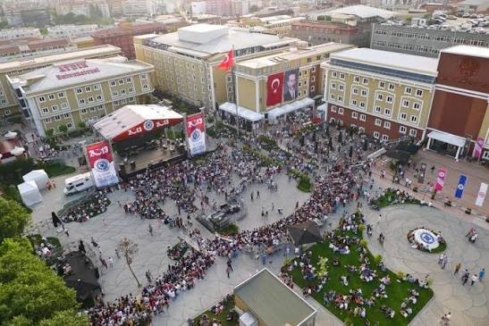 İstanbul Aydın Üniversitesi ve Öğrenci Yaşamı Hakkında Bilgiler | Yurtlar  Burada