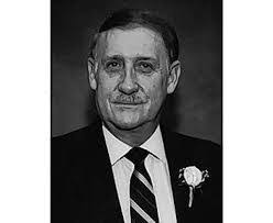 Steven Echols's Instagram, Twitter & Facebook