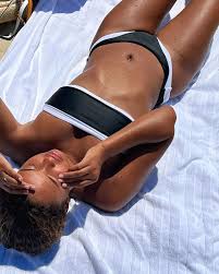 Paola Lct - Free pics, galleries & more at Babepedia